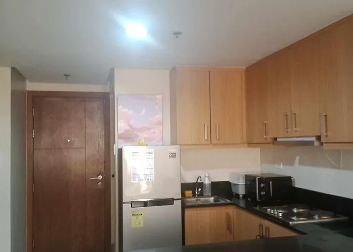 Apartment 2bedroom With Big Balcony 1046d Pool View Manila