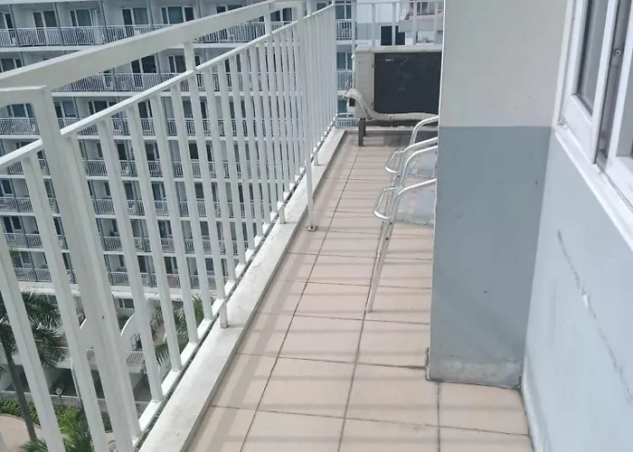 Apartment 2bedroom With Big Balcony 1046d Pool View