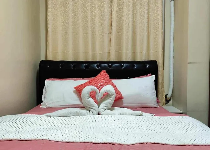 2bedroom With Big Balcony 1046d Pool View * Manila
