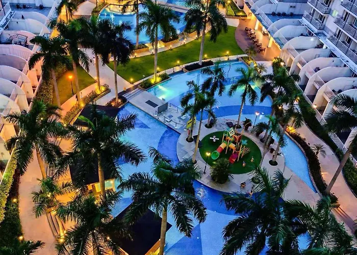 2bedroom With Big Balcony 1046d Pool View Manila